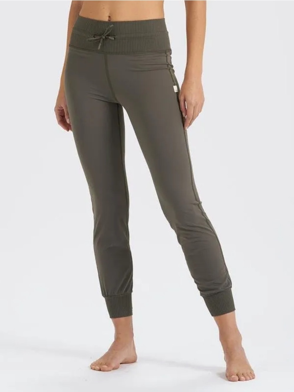 Vuori Daily Joggers